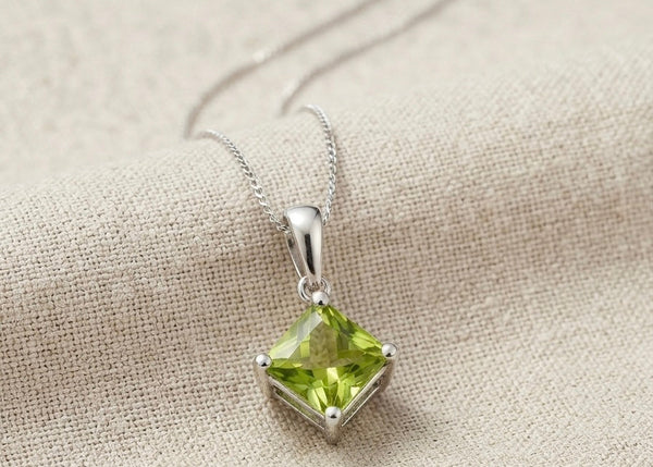 9K White Gold Olive Green Peridot Pendant Necklace