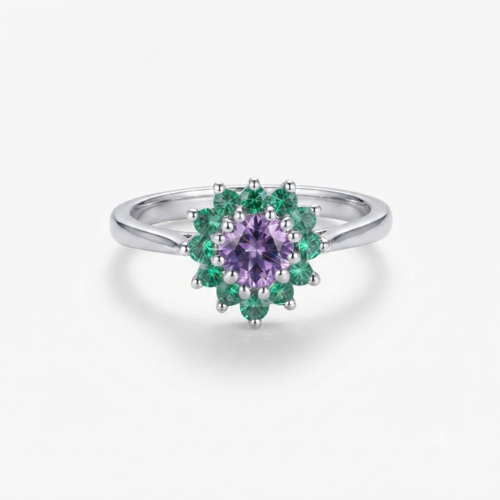 18K White Gold Heart Shaped Amethyst & Emerald Vintage Dress Ring