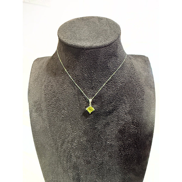9K White Gold Olive Green Peridot Pendant Necklace