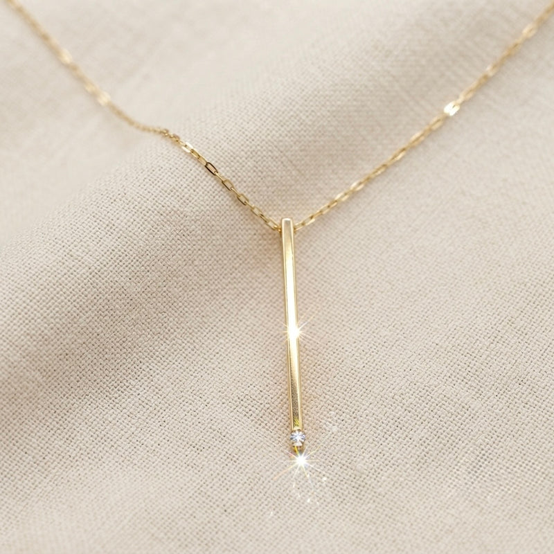 9K Yellow Gold Vertical Bar Pendant Necklace with Diamond Accent