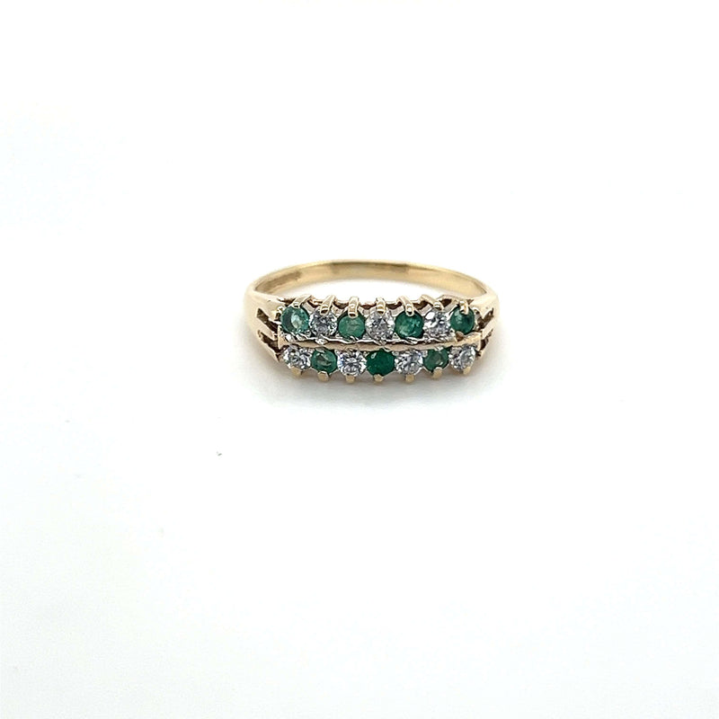 Vintage Round Emerlad and Diaomd 9ct Dress Ring