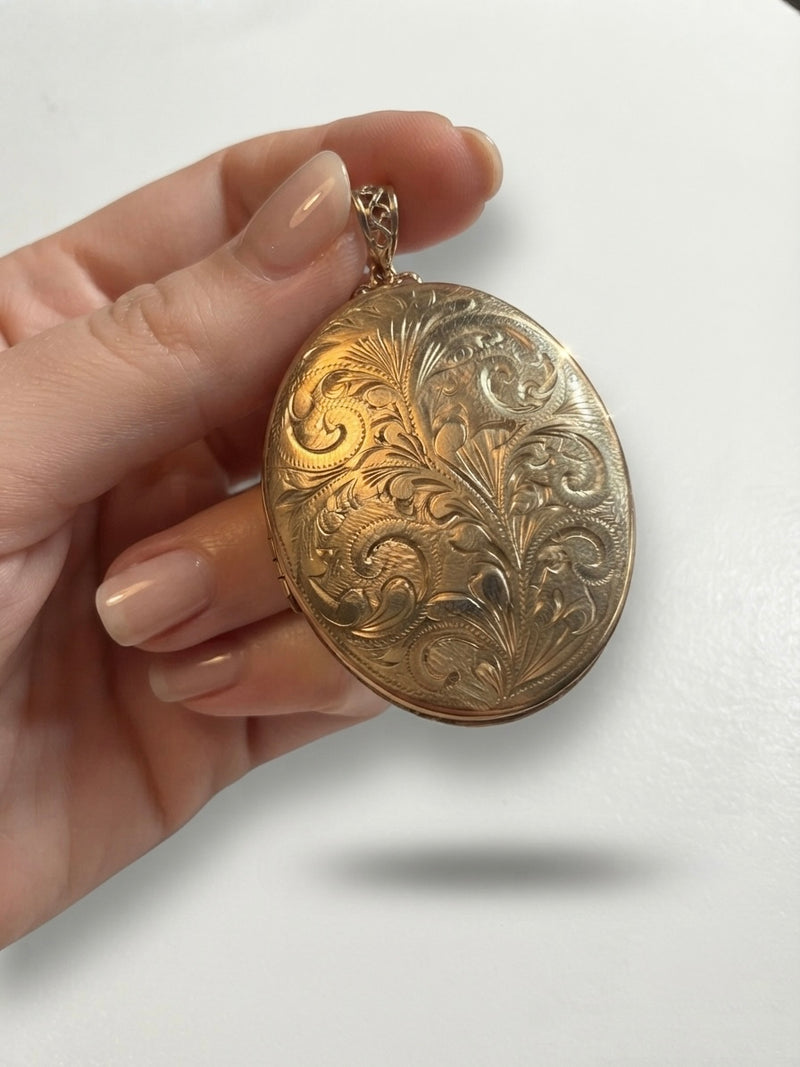 9K Yellow Gold Vintage Hand-Engraved Locket Pendant