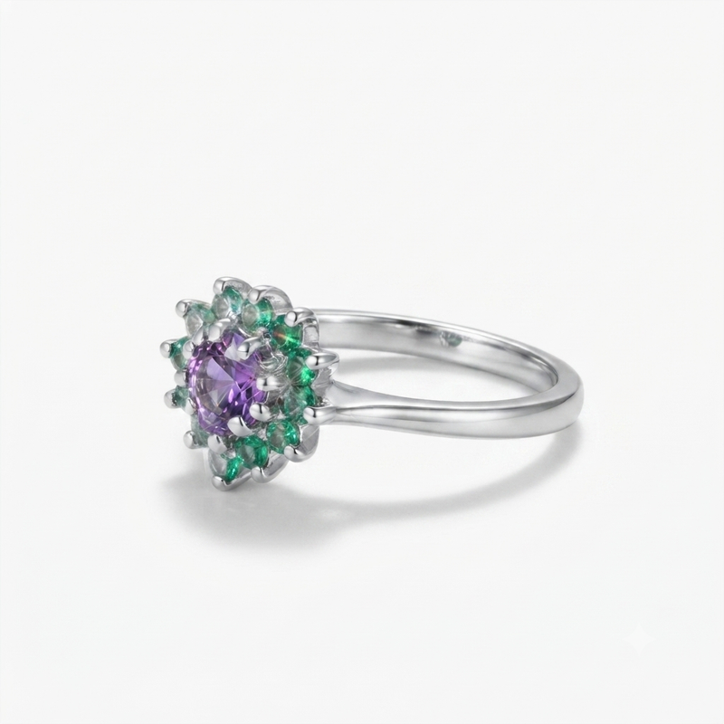 18K White Gold Heart Shaped Amethyst &amp; Emerald Vintage Dress Ring
