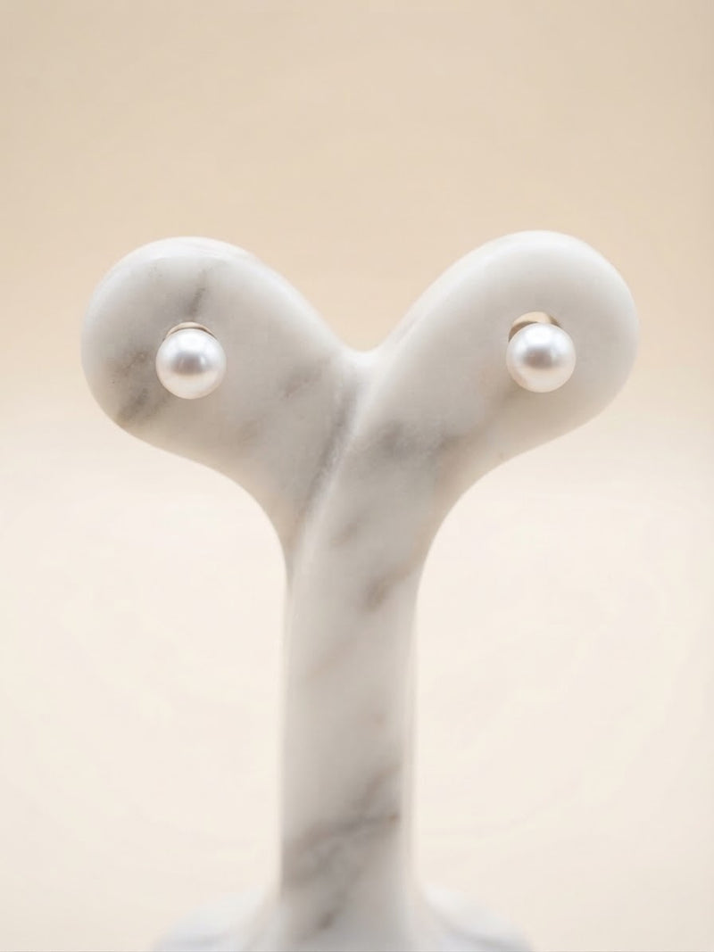 9K Yellow Gold and Pearl Stud Earrings