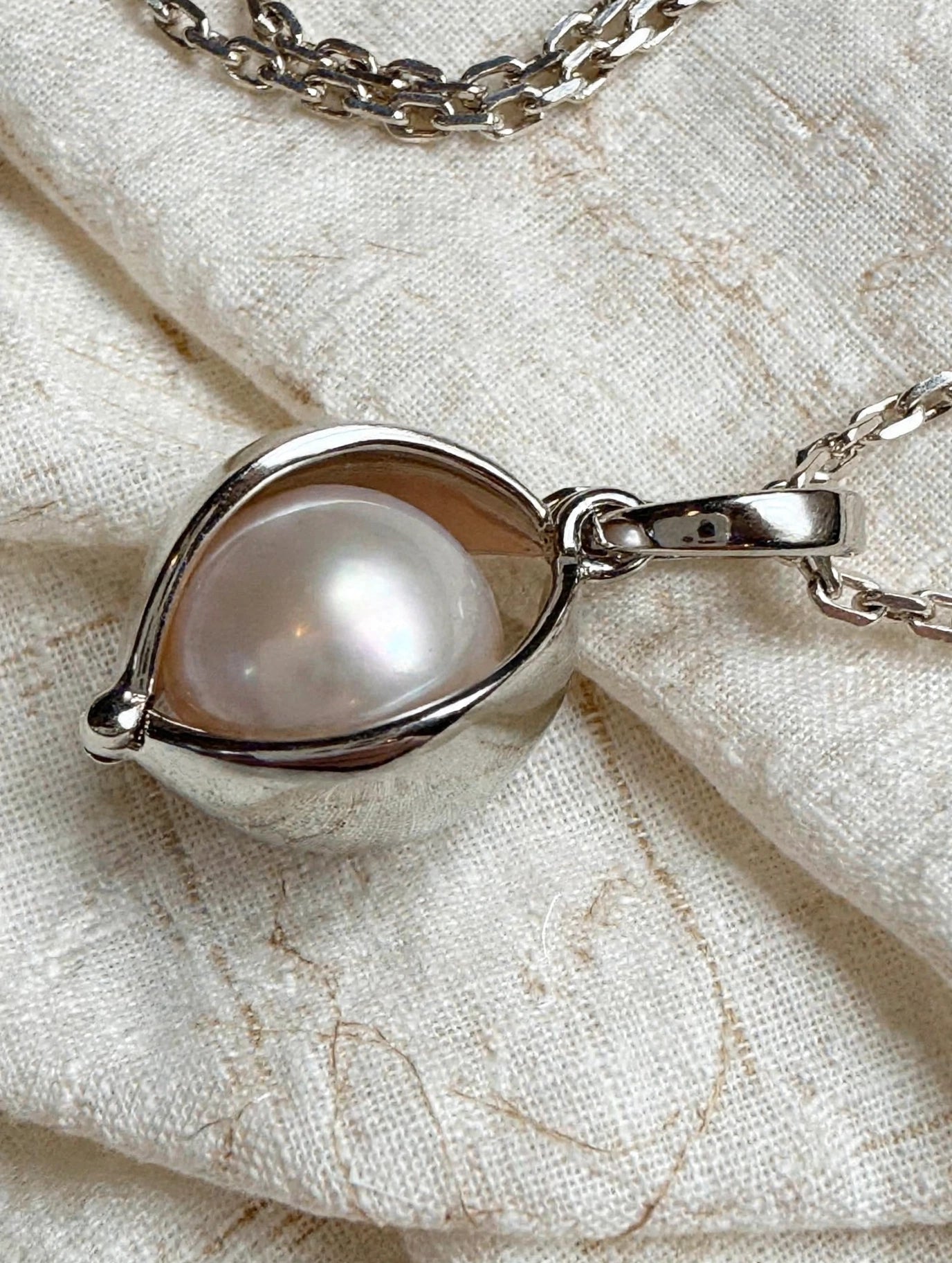 Sterling Silver Freshwater Pearl Pendant Necklace