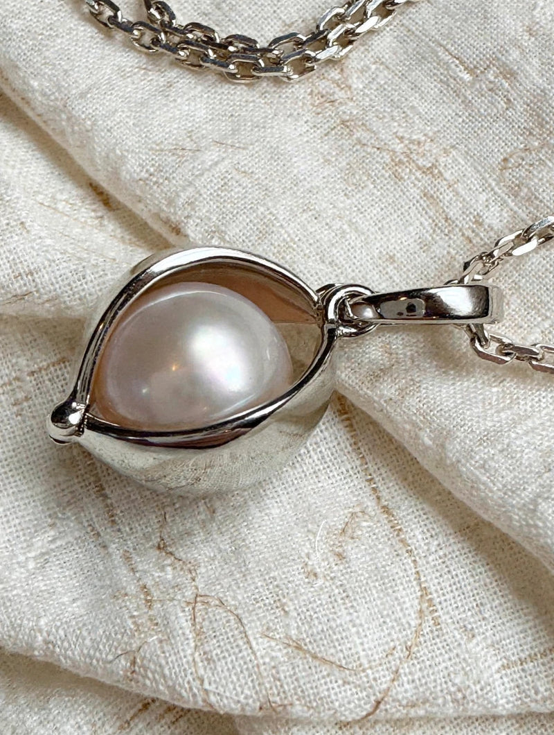 Sterling Silver Freshwater Pearl Pendant Necklace