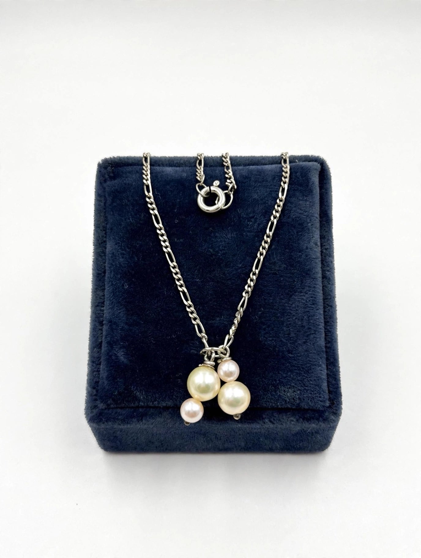 Sterling Silver Multi-Pearl Cluster Pendant Necklace