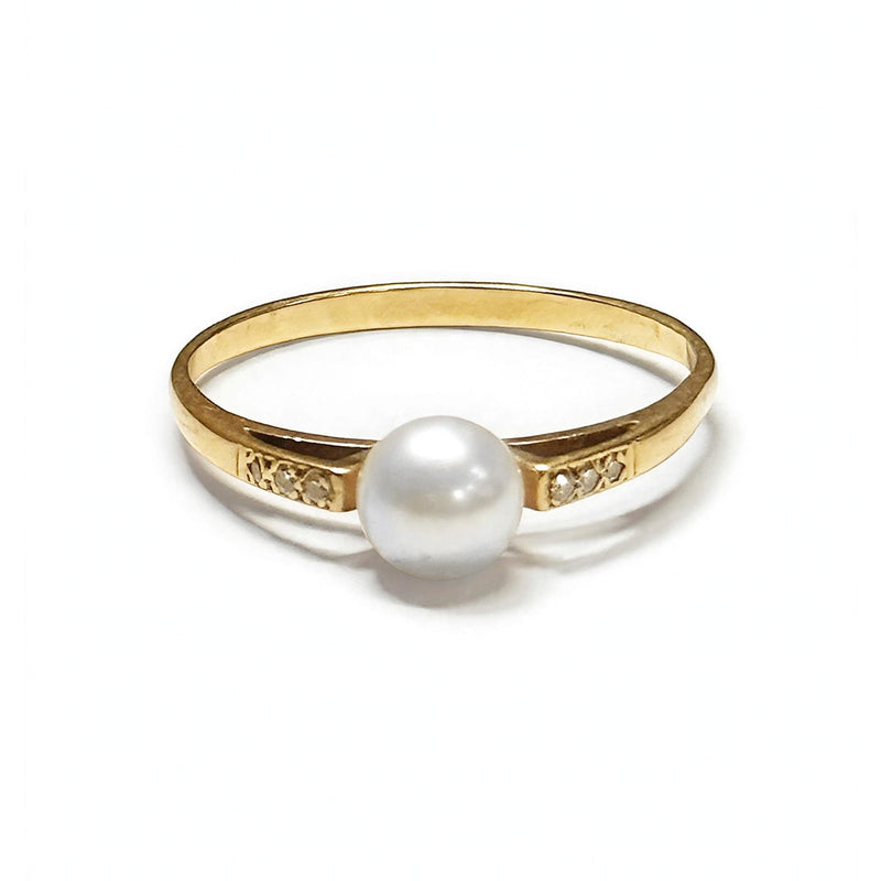 9K Yellow Gold Pearl &amp; Diamond Accent Ring